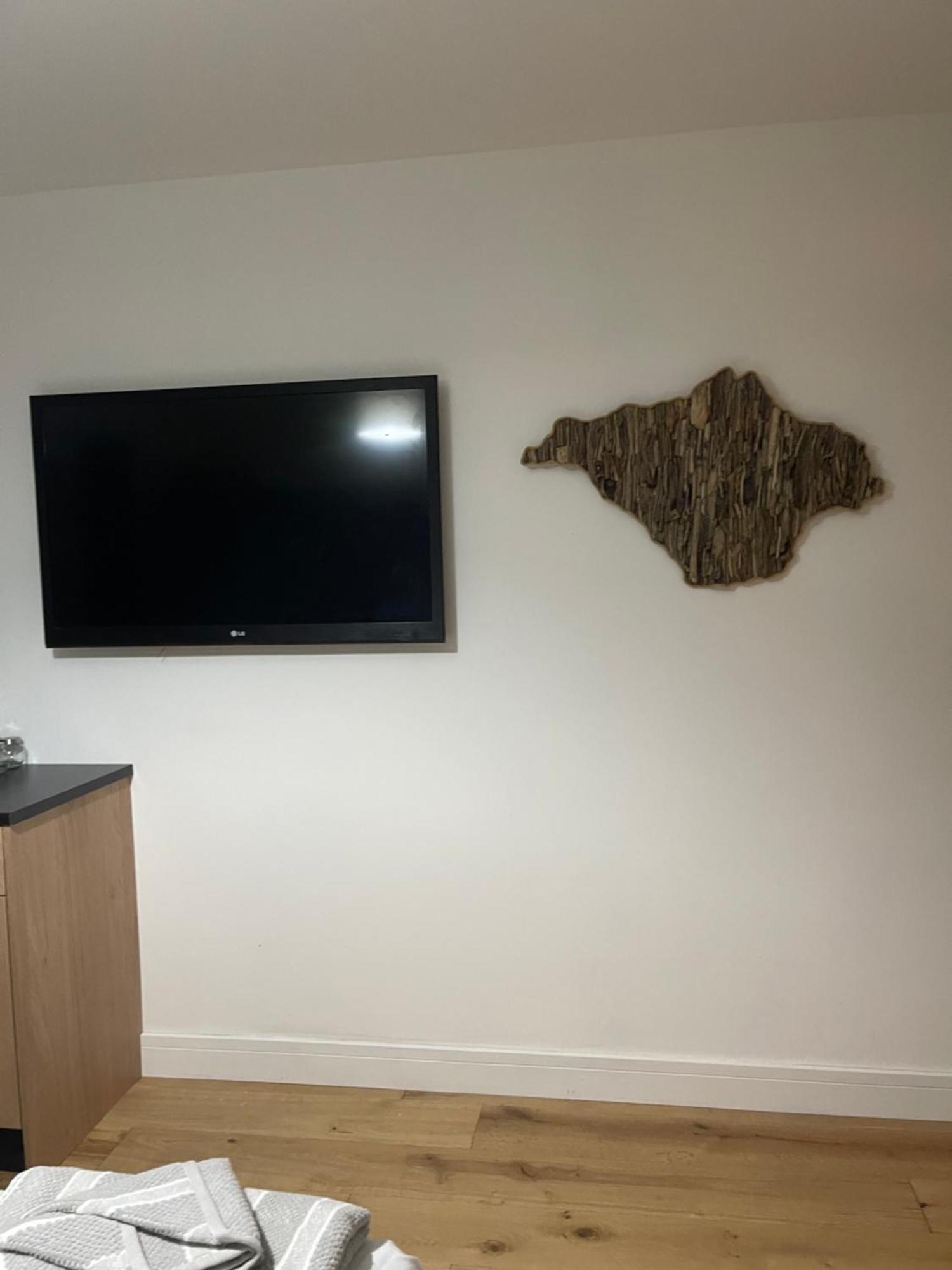 Godden Green B & B Guesthouse Newchurch  Екстер'єр фото